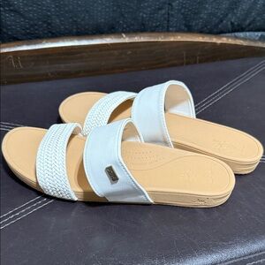 Reef White and Tan Slide Sandals